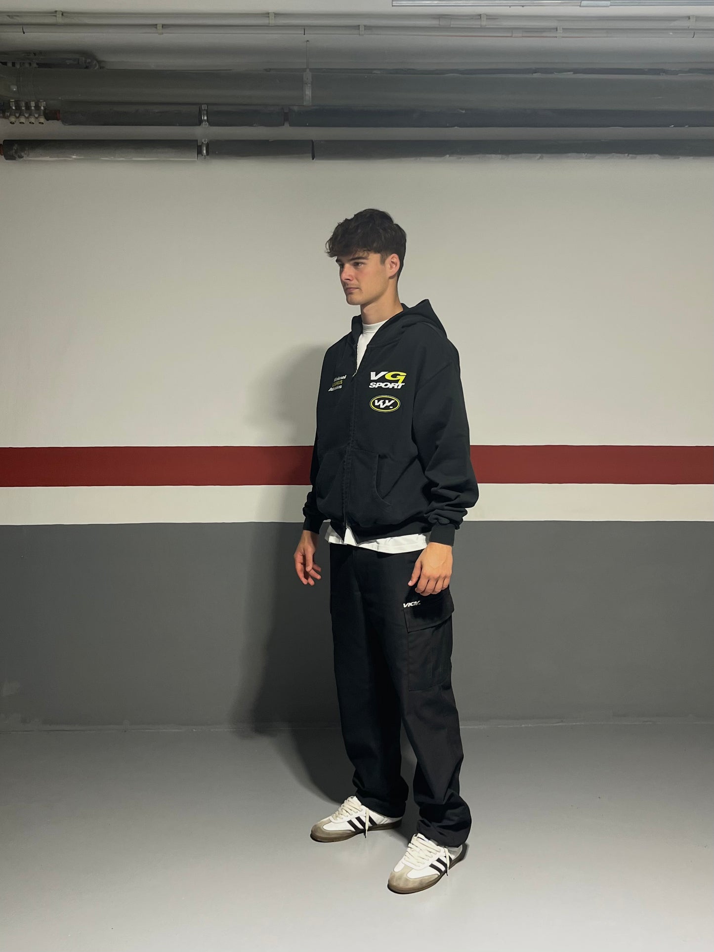 GARAGE V2 ZIP HOODIE